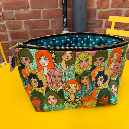 'Jackie' Zip Bag