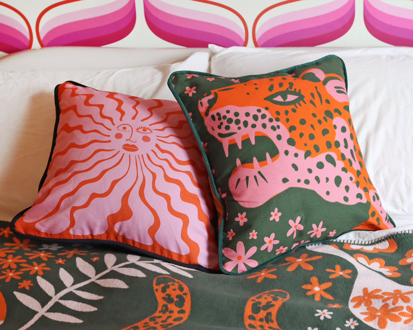Wavy Sunshine Cushion - orange/ pink